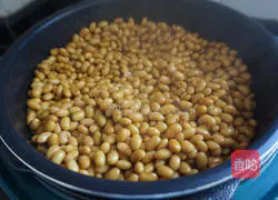 Illustration of making soybeans with soy sauce 8