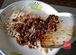 Illustration of how to make garlic enoki mushrooms 8