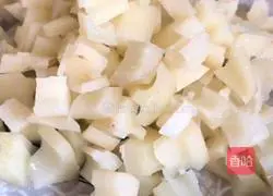 Illustration of how to make cold lotus root 7