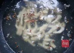 Illustration of how to make cold chicken feet 5