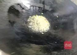 Illustration of making smooth lotus root slices 6