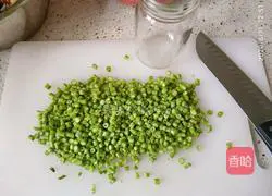 Illustration of the home version of sour beans (no need for sour water) 1