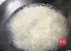 Illustration of how to make cool shredded potatoes 4