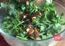  Illustration of how to make yuba mixed with sauce 9