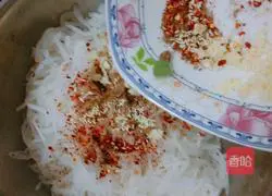 Illustration of how to make Sichuan-flavored shredded radish 6