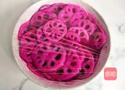 Illustration of how to make rouge lotus root slices 14