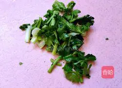 Illustration of how to mix cabbage with vermicelli 3