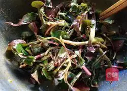 Illustration of how to make cold Houttuynia cordata (leaves) 6