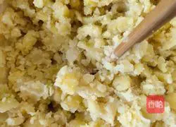 Illustration of how to make mashed potatoes 3