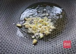 Illustration of how to make garlic cauliflower 6