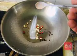 Illustration of how to steam celery leaves 6