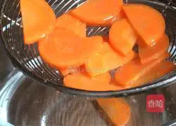 Illustration of how to make garlic broccoli 6