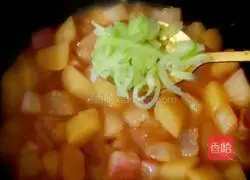 Illustration of how to make stewed radish with potatoes 9