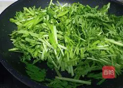 Illustration of how to make garlic chrysanthemum 6