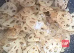 Illustration of how to make sweet and sour lotus root slices 4