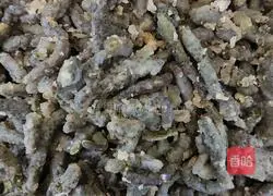 Illustration of how to steam Chu without pulling the seeds 4