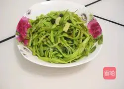 Illustration of how to stir-fry bitter melon 9