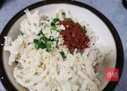 Illustration of how to make potato fork 9