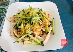 Illustration of how to make shredded chicken breast 6