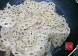 Qing Illustration of how to make fried lotus root 6