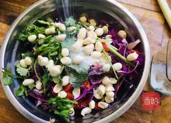 Illustration of how to make cold purple cabbage 8