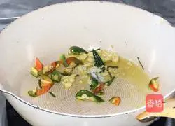 Illustration of how to cook sweet potatoes with pepper 4