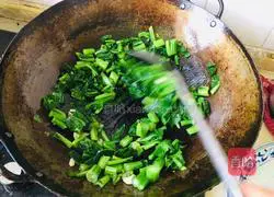 Illustration of how to make garlic cabbage 5