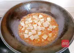 Illustration of how to make seafood mushroom stewed tofu 11
