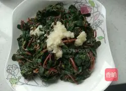 Illustration of how to make garlic purslane 4