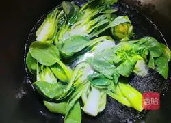 Illustration of how to make vanilla mushrooms with blooming wealth sauce 3