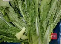 Illustration of how to make garlic lettuce 1