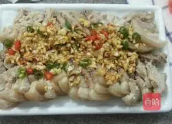 Illustration of how to make white cut meat 10