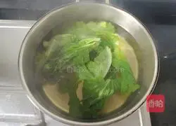 Illustration of how to make boiled lettuce 4