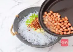 Illustration of how to make cold vermicelli 9