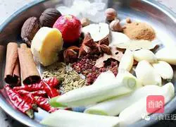 Illustration of how to make five-spice braised beef 1