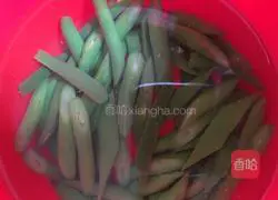 Illustration of how to make cold beans with cold sauce 3