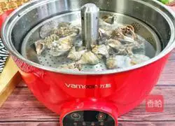 Illustration of how to make cold conch meat 2