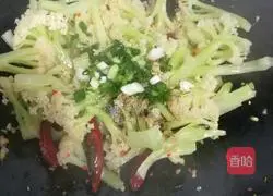 Illustration of home-style stir-fried cauliflower 7