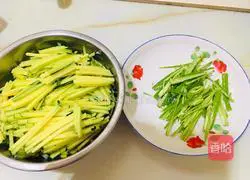 Illustration of how to make vinegar-coated pumpkin shreds 5