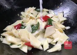 Illustration of stir-fried wild rice 10