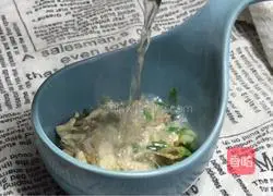 Illustration of how to meet lotus root ears 4