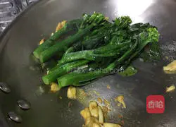 Illustration of how to make stir-fried kale 9