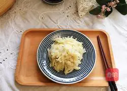 Illustration of how to make steamed potatoes with flour 9