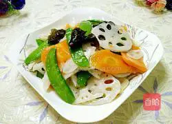 Illustration of how to make lotus pond stir-fry 14