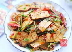 Illustration of how to make fried celery until fragrant 9