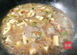 Illustration of how to make cabbage and lotus root stewed 6