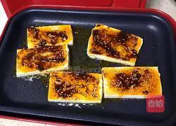 Illustration of how to make fried tofu slices 9