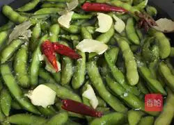 Illustration of how to make braised edamame 2