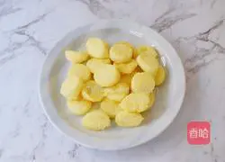 Recipe for Tomato Japanese Tofu and Enoki Mushroom Bento Illustration 5