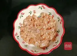 Illustration of how to make steamed lotus root clips 5